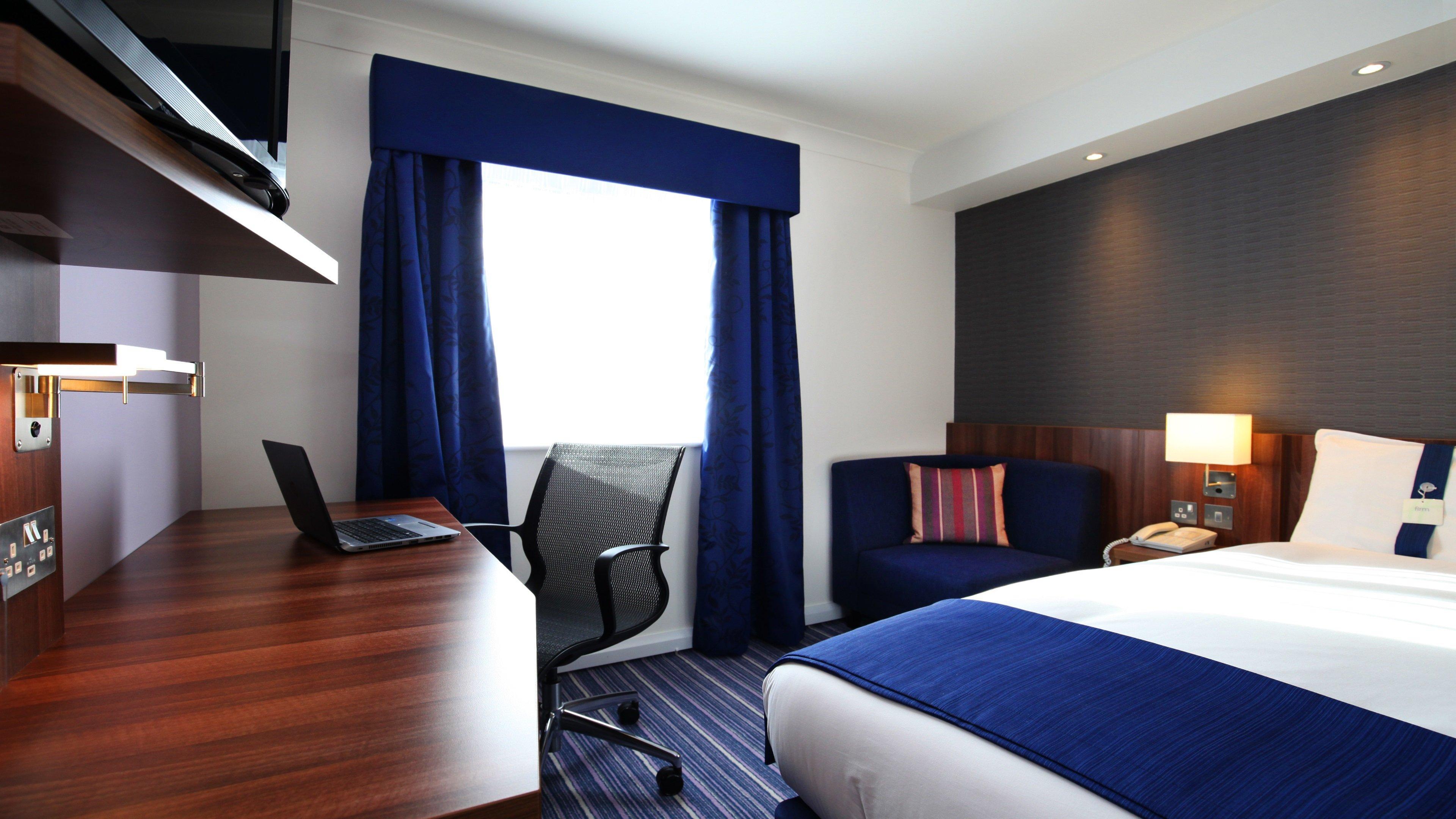 Holiday Inn Express Glenrothes By Ihg מראה חיצוני תמונה